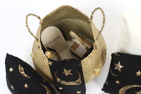 طقم القمر الرمضاني الاسود من عربي ديزاين