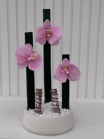 فازة بالورد