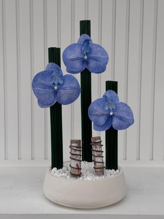 فازة بالورد