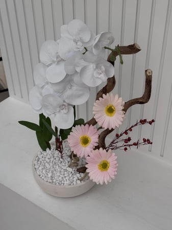 فازة بالورد