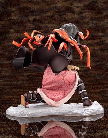 Demon Slayer: Kimetsu no Yaiba ArtFX J Nezuko Kamado Statue