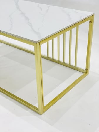 طاولة مستطيلة حجر ذهبي 120*60
