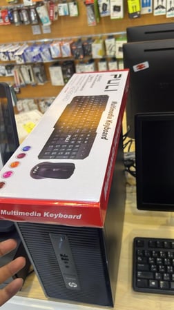 كمبيوتر مكتبي HP     DELKTOP