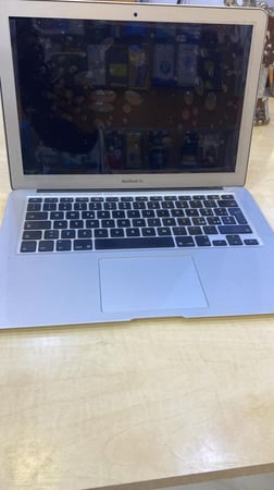 لابتوب ماك بوك اير اي فايف