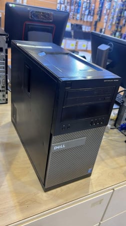 كمبيوتر مكتبي ديل DELL      DELKTOP