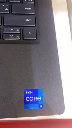 لابتوب deel 7420