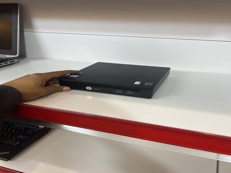 Hp تايني الميني مكتبي
