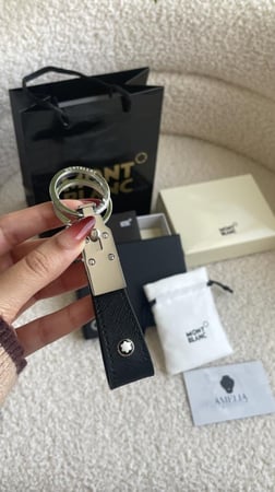 ميداليه مونت بلانك مع ملحقات هاي كواليتي