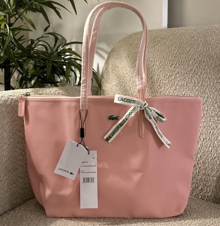 شنطة براند LACOSTE