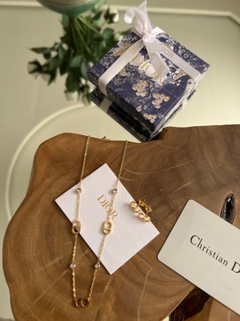 سلسال ديور مع حلق شامل الملحقات