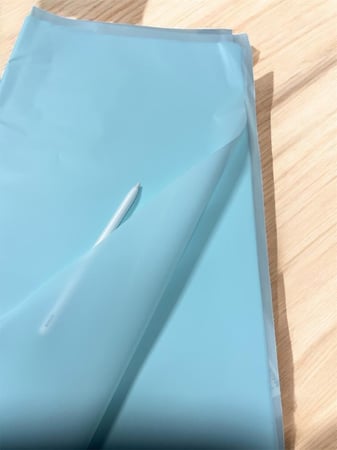 ورق تغليف باقة بلاستك ساده الوان