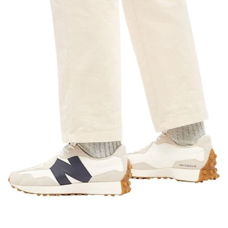 حذاء نيو بالانس 327 أبيض بيج شعار N كحلي كبير