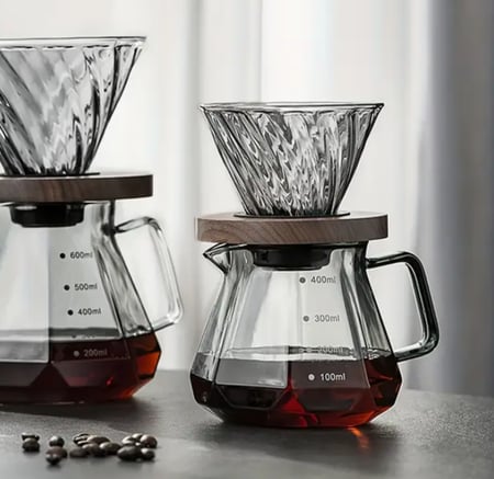 طقم قمع مع سيرفر زجاجي فاخر - الوان متعددة | V60 Dripper