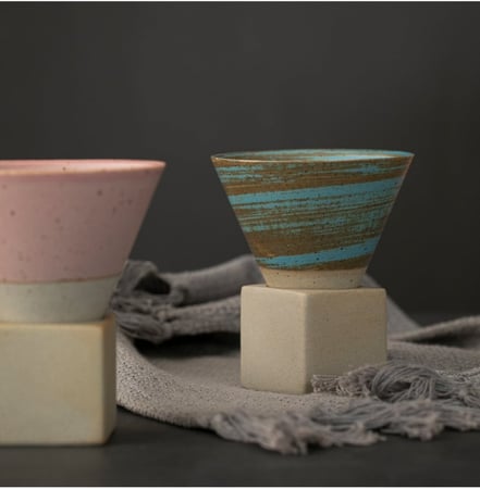 كوب مخروطي مع قاعدة - الوان متعددة | CUP CERAMIC