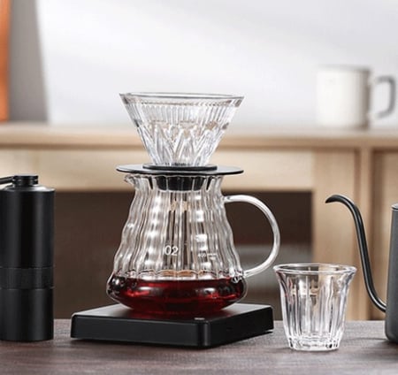 قمع V60 مع قاعدة - الوان و مقاسات متعددة | V60 Dripper