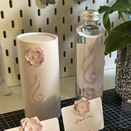 مناديل اسطواني  ـ الثيم حسب الطلب