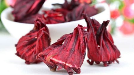 عشب كركديه