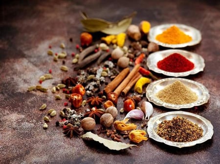 البهارات السبعة الفاخرة
