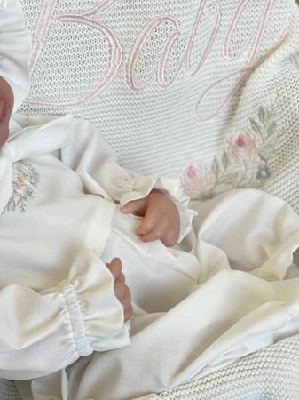 افرول بناتي