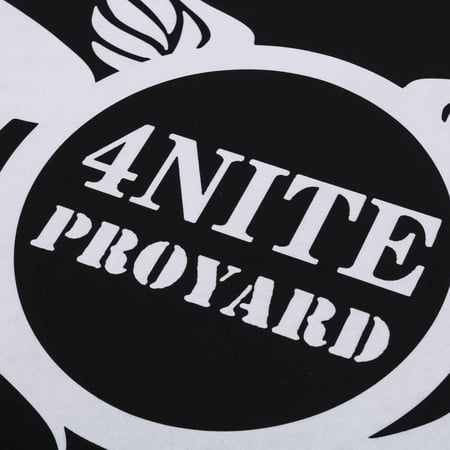 لبادة لون أبيض