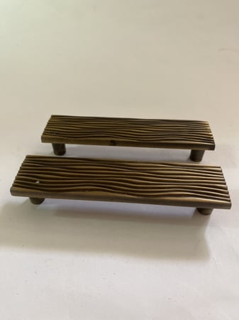 زوج مقابض يد ذهبي مقاس 10