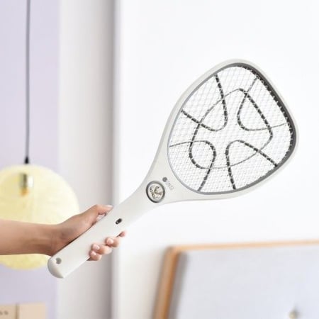 مضرب الحشرات الكهربائي(صيادة ناموس) "