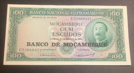 100 اسكيدو موزمبيق 1961 م انسر