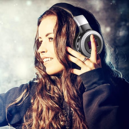 سماعة راس لاسكية مع شاشة من ZEALOT B19