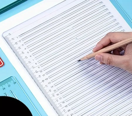 قالب تسطير بلاستيكي حجم A4