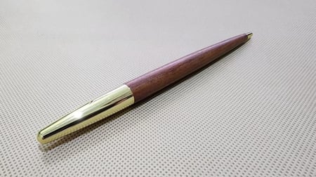 قلم خشب الصندل