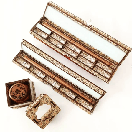 طقم ماركة يوسف - مقبض و4 رؤوس خشبية