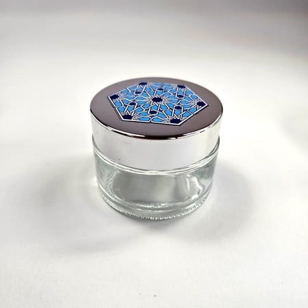 محابر زجاجية مزخرفة