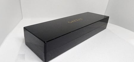 قلم قزاز موريتا - أسود بغطاء ذهبي