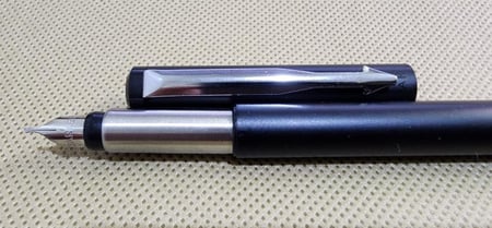 قلم باركر للخط العربي