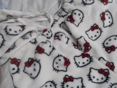 سنتيانة هيلو كيتي - hello kitty