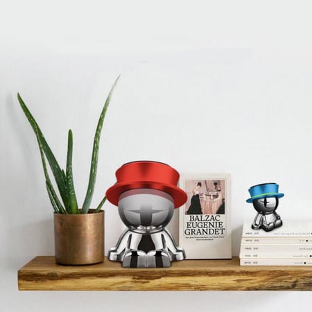 ستاند مغناطيس للجوال على شكل رجل قبعة