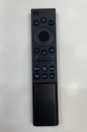 ريموت يعمل على شاشات SAMSUNG