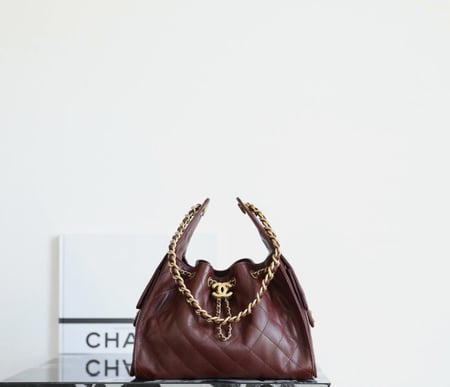 Chanel hobo
