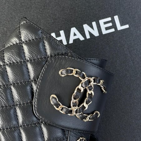 Boot Chanel