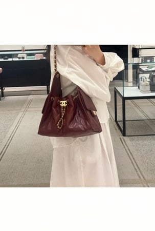 Chanel hobo