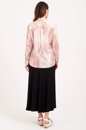 بلوزة ساتان