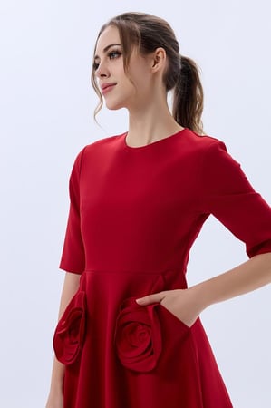 فستان كريب مع ورد