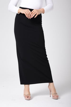 تنورة كريب استرتش أسود