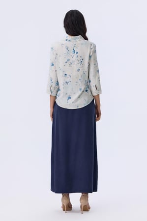 بلوزة مزهر بأكمام 3/4 وقصة أنيقة | Prando