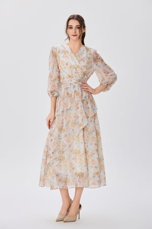 فستان شيفون بيج بنقشة الزهور الترابية