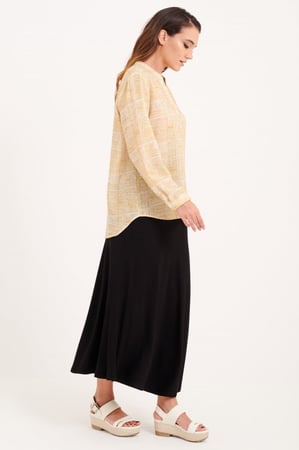 بلوزة مطبوعة