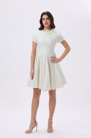 فستان قصير أوف وايت للعيد | Prando