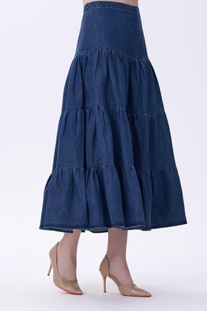 تنورة جينز بطبقات واسعة