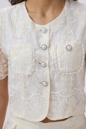 طقم  أوف وايت تنورة وبلوزة دانتيل للعيد | Prando