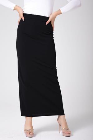 تنورة كريب استرتش أسود